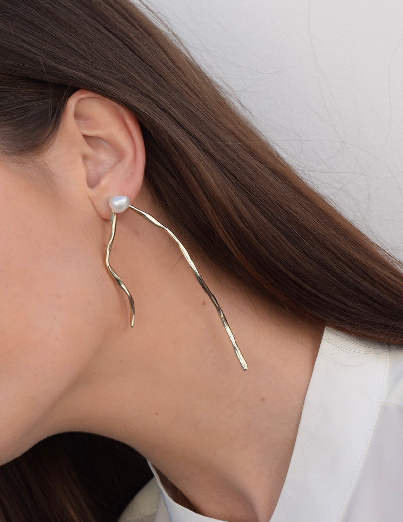 Coral pearl earrings
